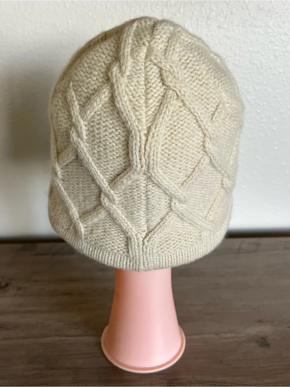 Patagonia Women’s Honeycomb Knit Beanie Cap White Birch Wool Blend Winter Hat